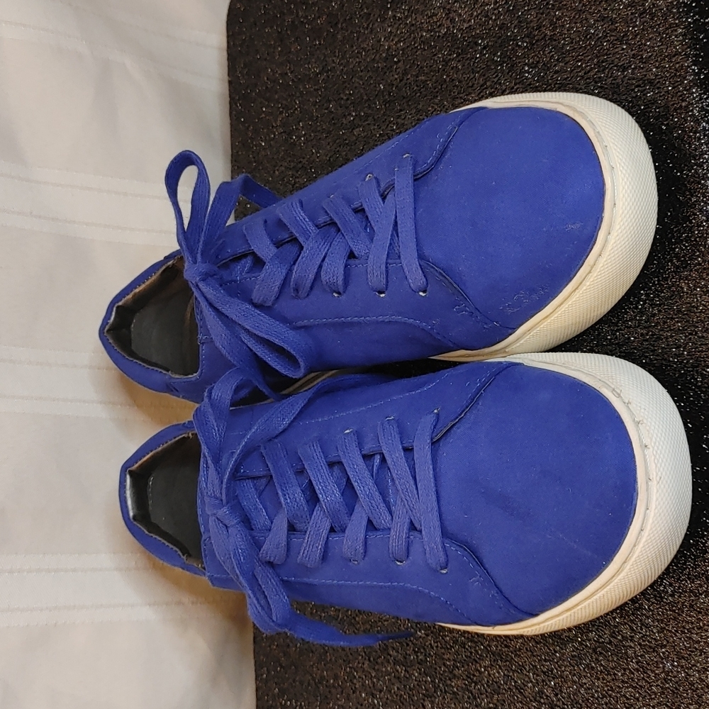 Reaction Kenneth Cole Sneakers